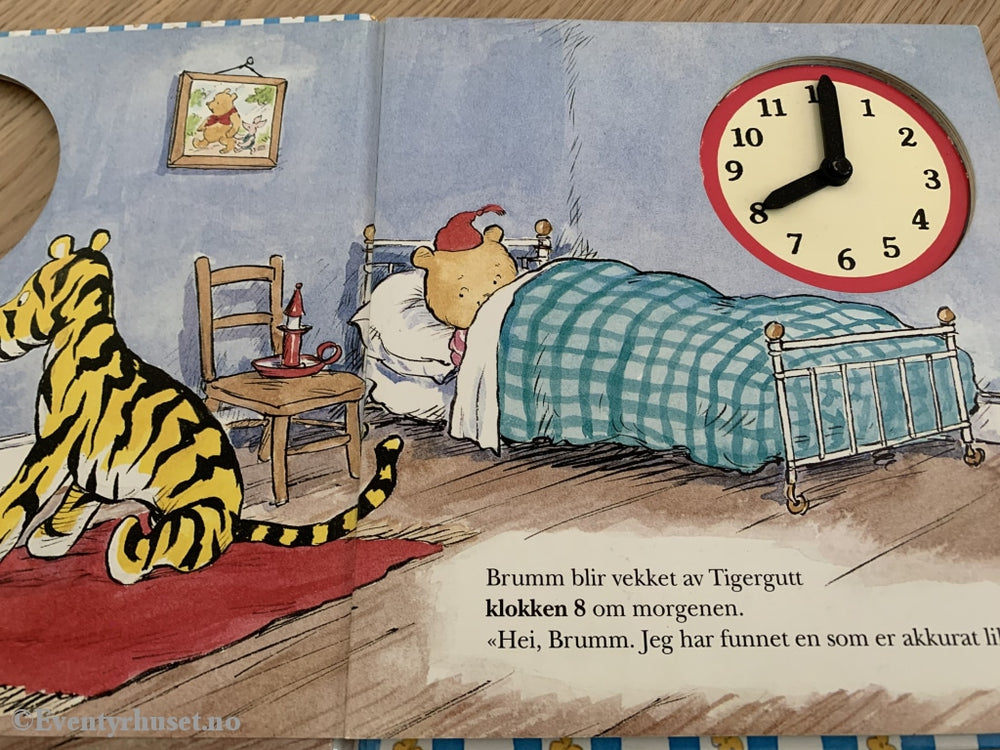 A. Milne. Ole Brums Klokkebok. 1995. Fortelling