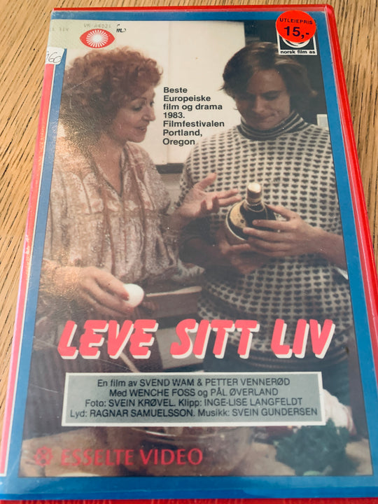 Leve sitt liv. 1982. VHS Big Box.