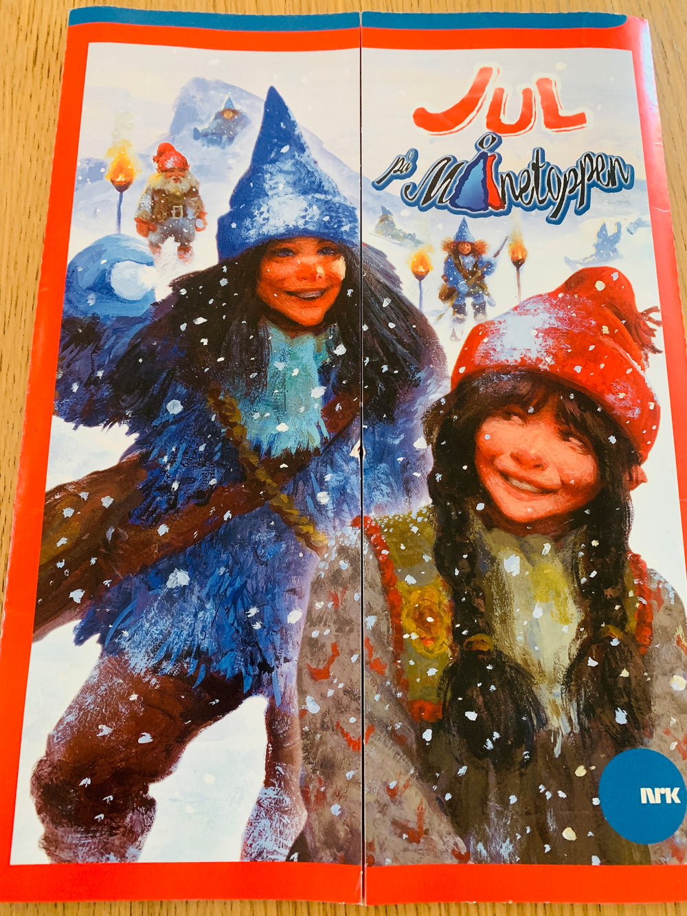 Jul på Månetoppen Julekalender. 2005. NRK Barne-TV.