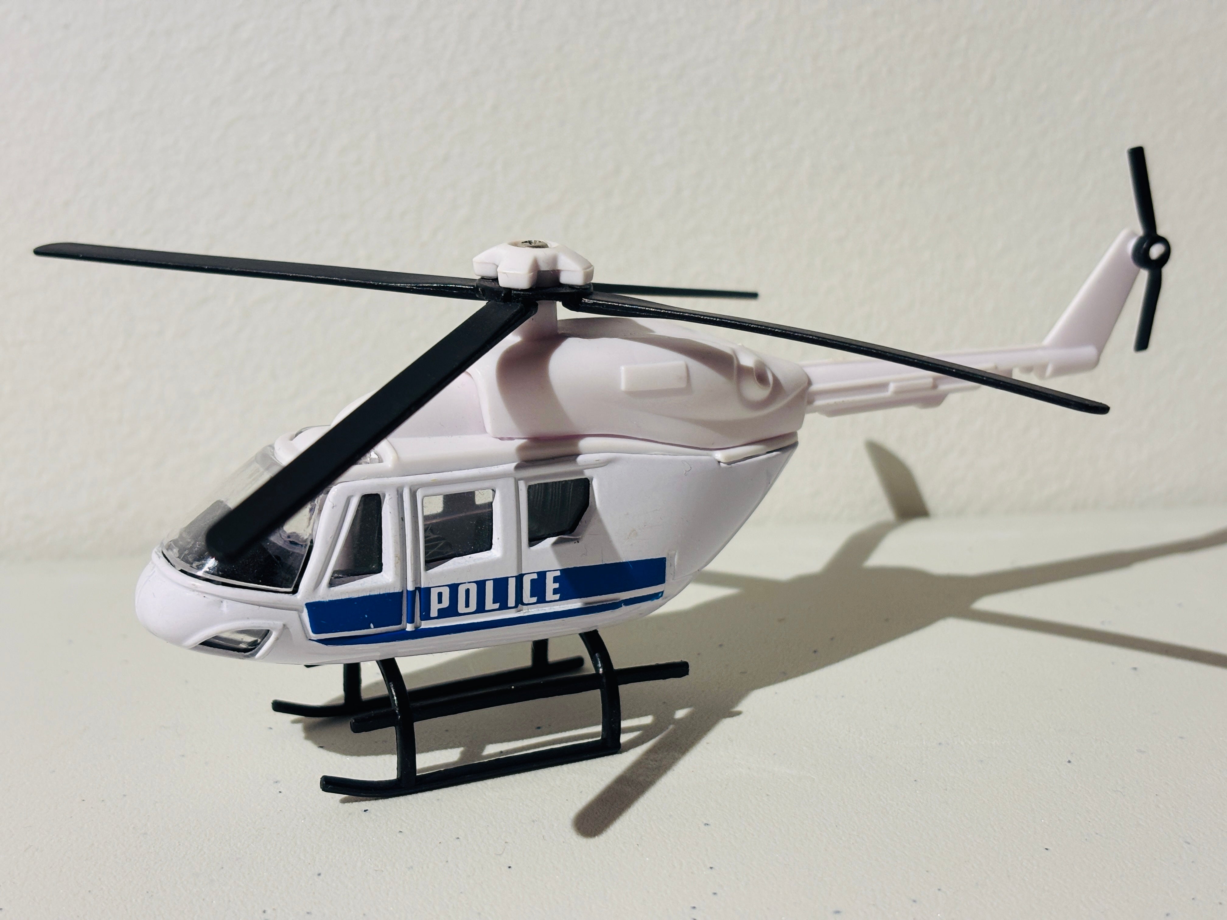 Politihelikopter leketøysmodell