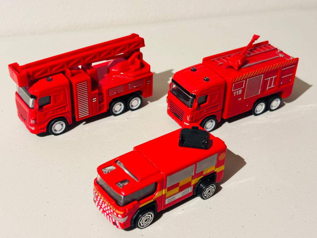 Brannbiler metall/plast – 3 stk