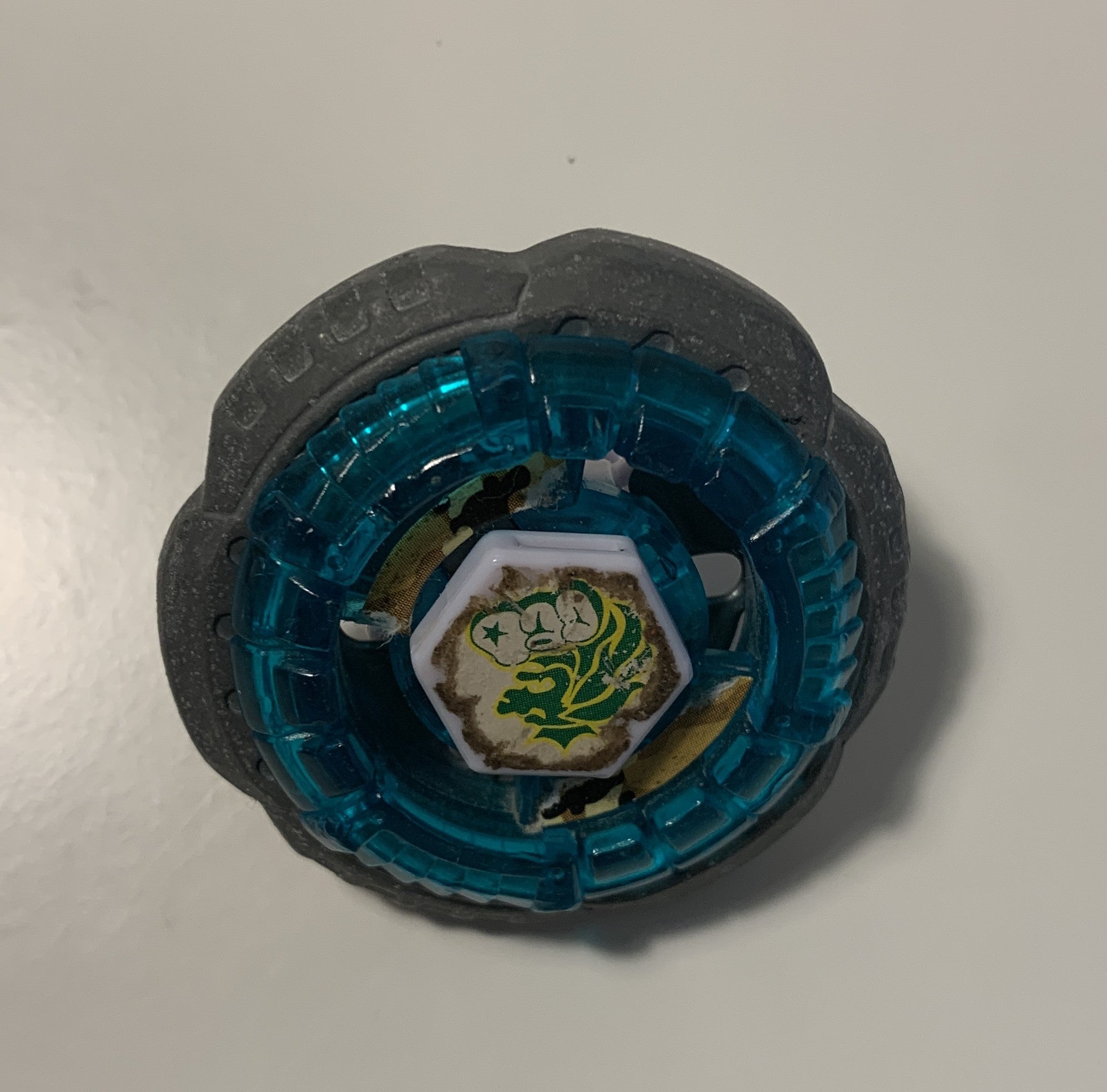 Beyblade Metal Fusion (Earth Eagle)