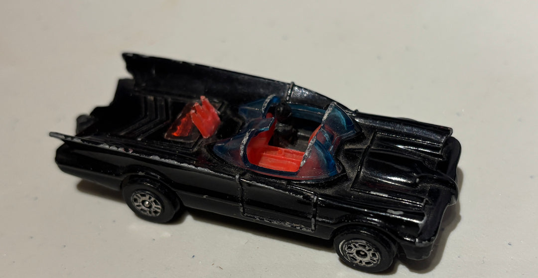 1976  Batmobile (Corgi Juniors)