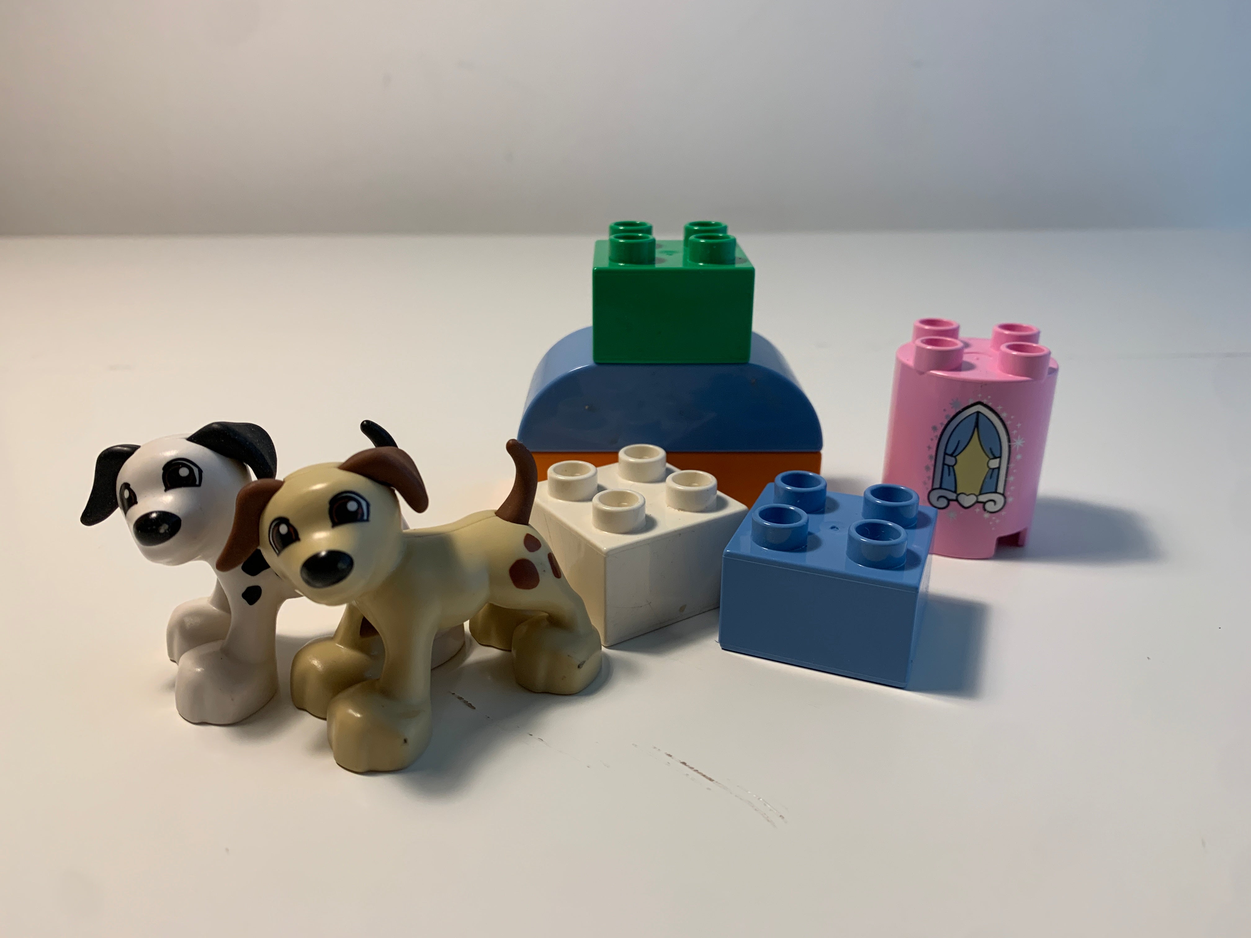 LEGO Duplo Hundevalper og klosser