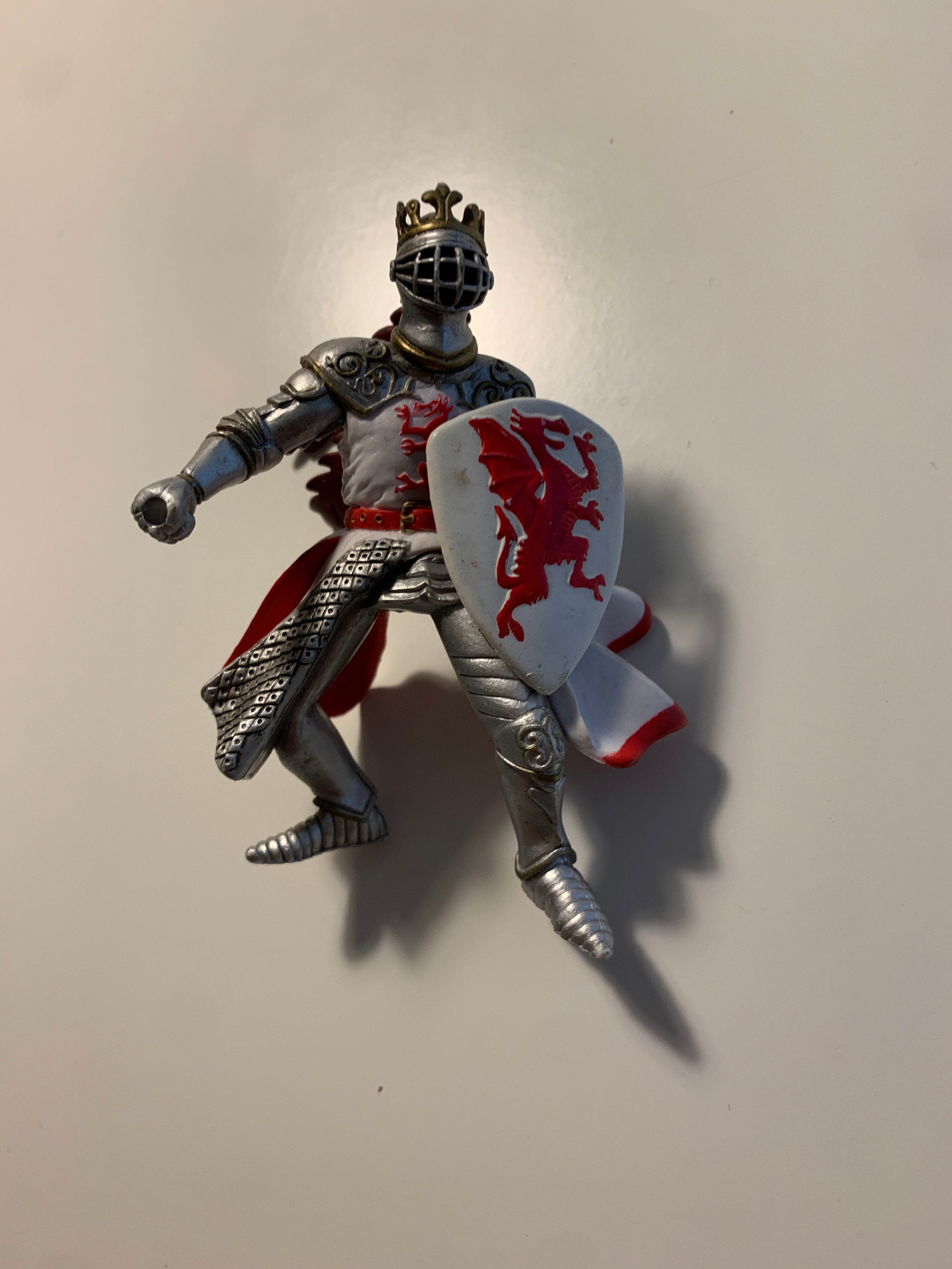 Schleich Ridder med drageskjold