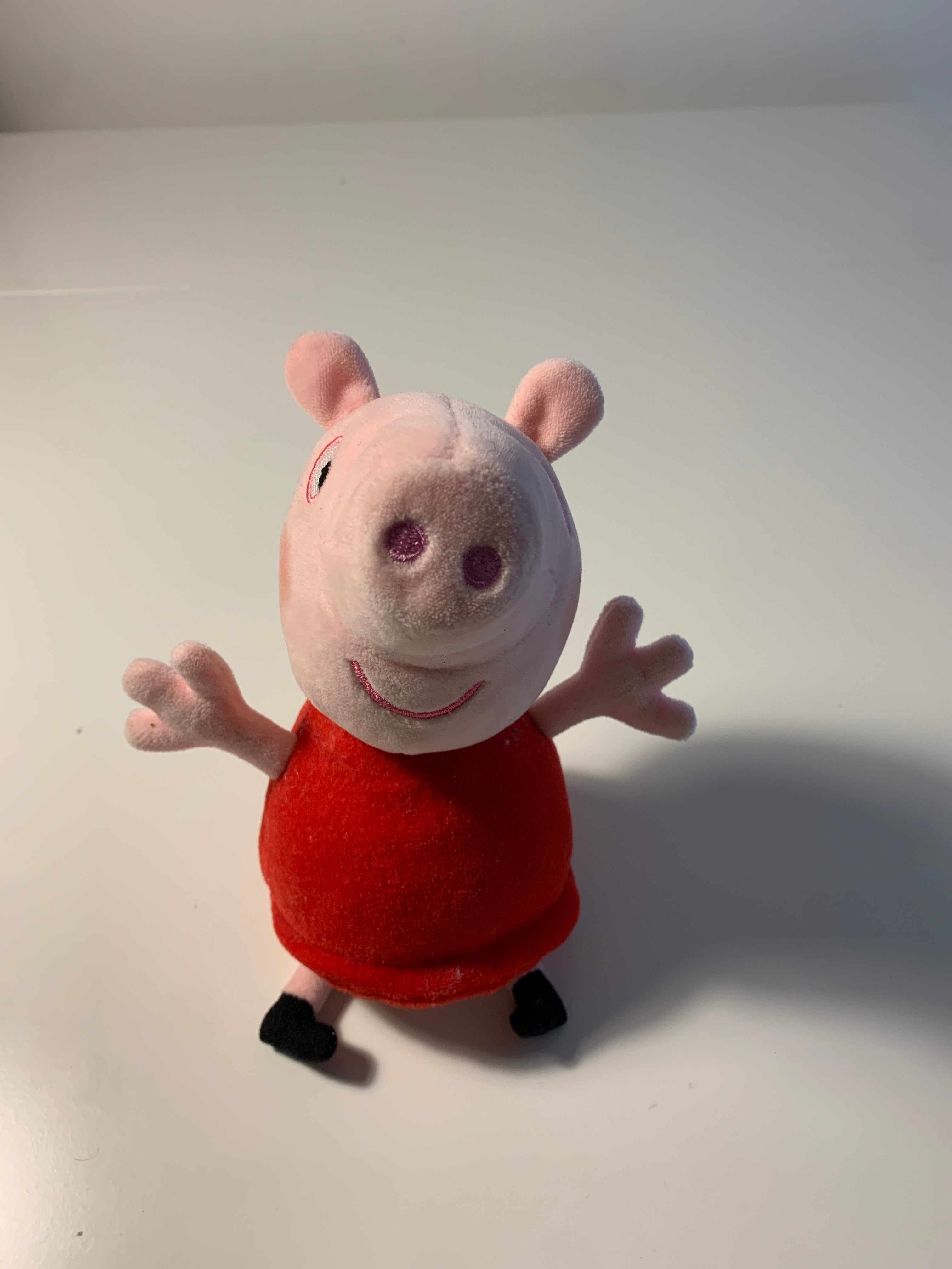 Peppa Gris plysjfigur