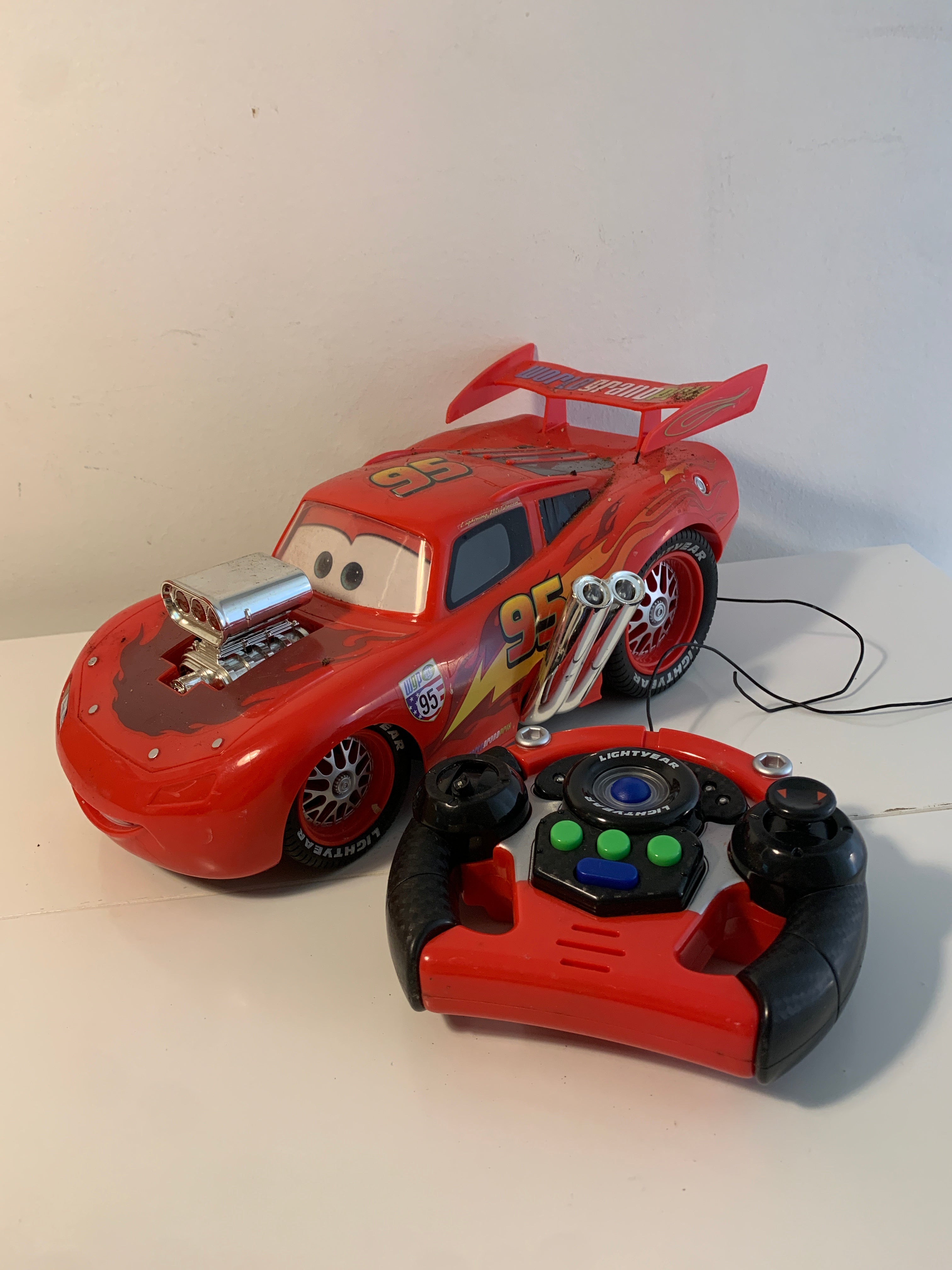 Lynet McQueen radiostyrt bil – Disney Pixar Cars