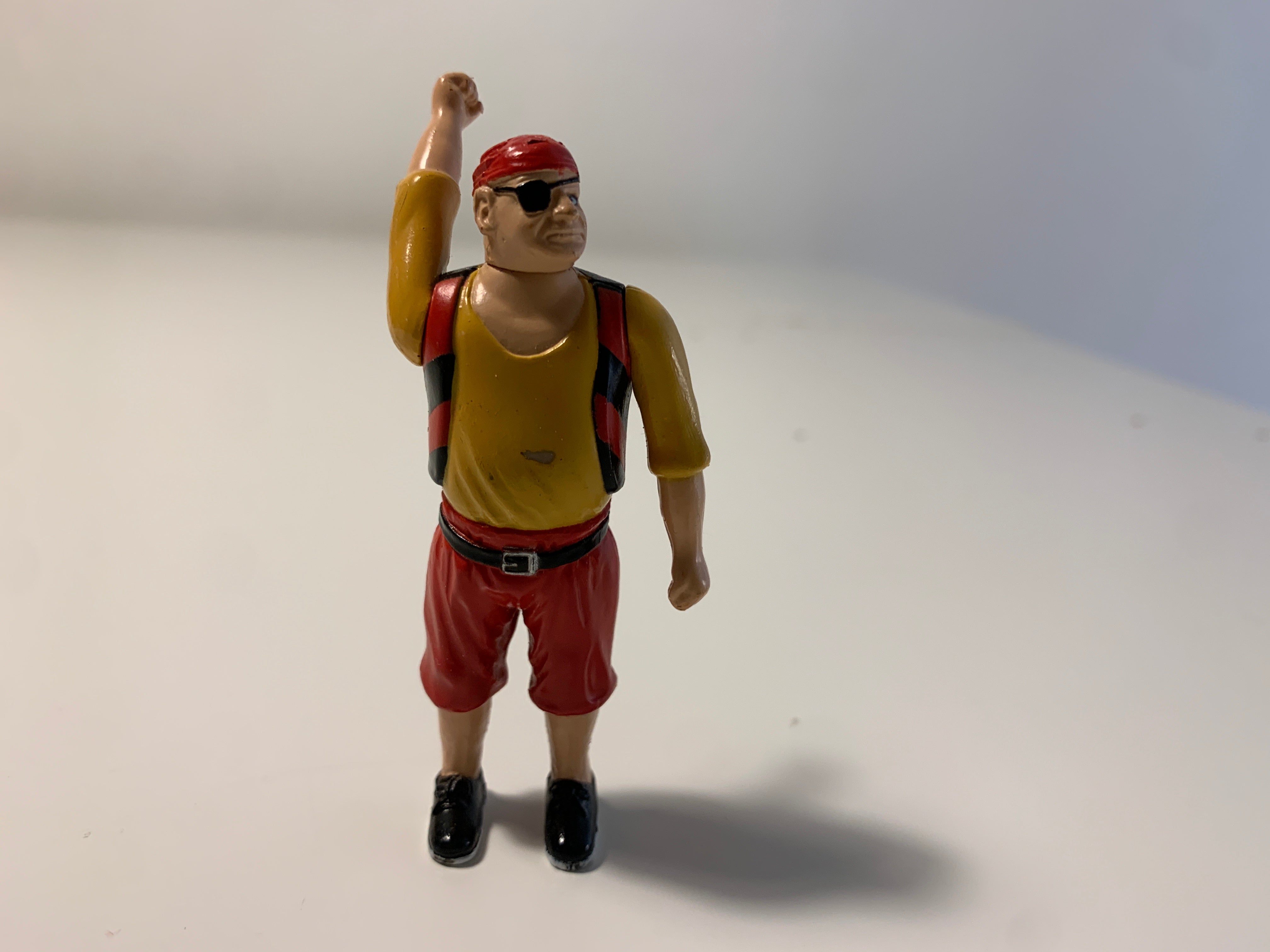 Pysa (Pelle) piratfigur – Kaptein Sabeltann