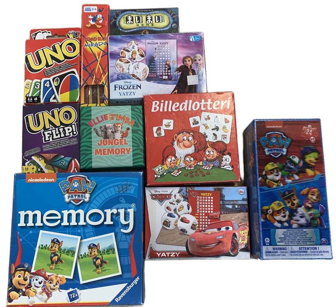 Samling brettspill, memory og barnespill