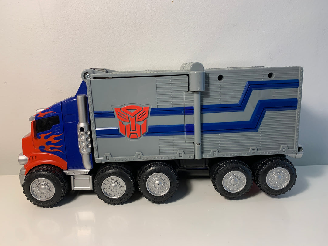 Transformers Optimus Prime lastebil (stor leke)