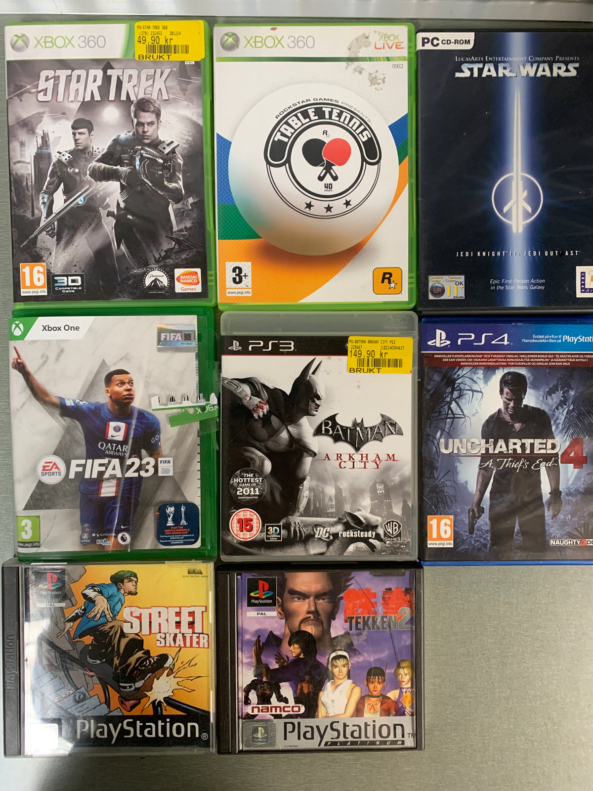 NB: kun cover og evt manualer - PlayStation, Xbox, PC og PS4