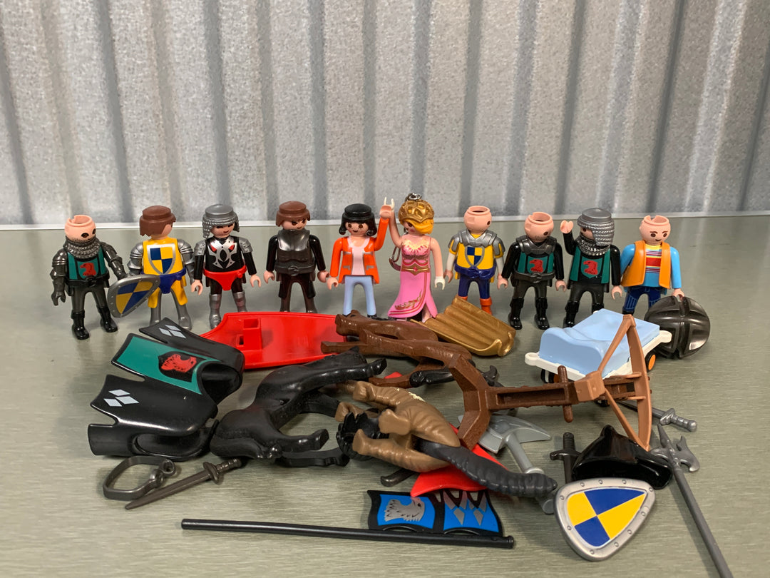 Playmobil middelalderfigurer og tilbehør – riddere, våpen og skjold