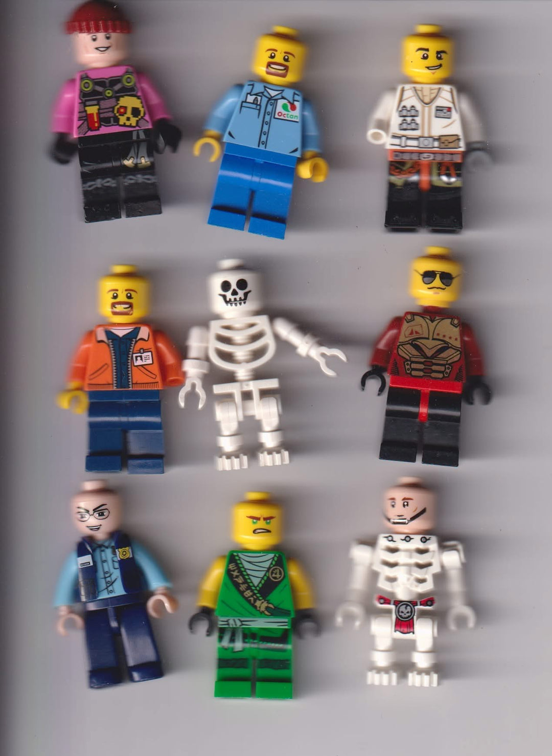 LEGO minifigurer – 9 stk. (inkl. 2 skjeletter)