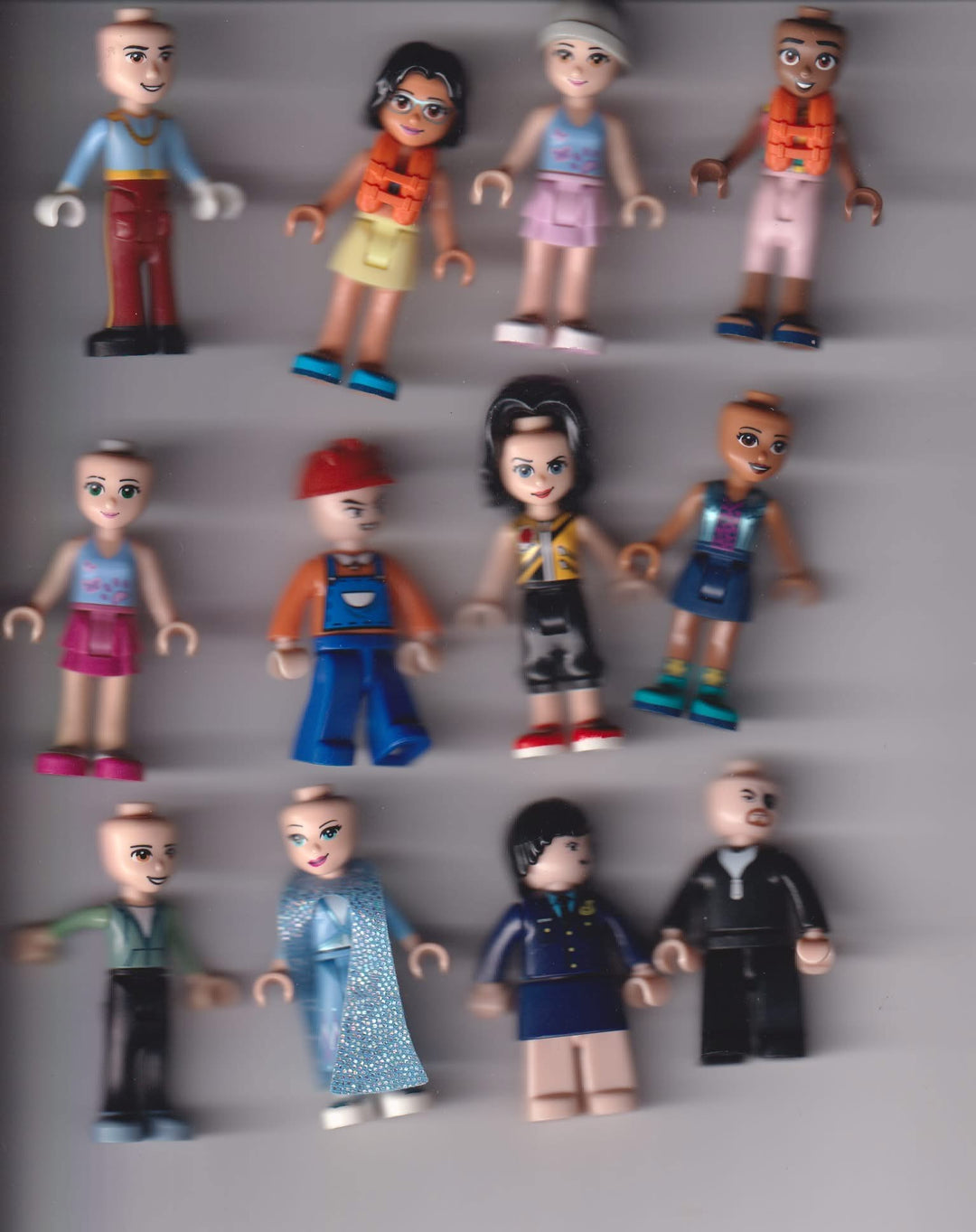 LEGO Friends minifigurer – 12 stk.