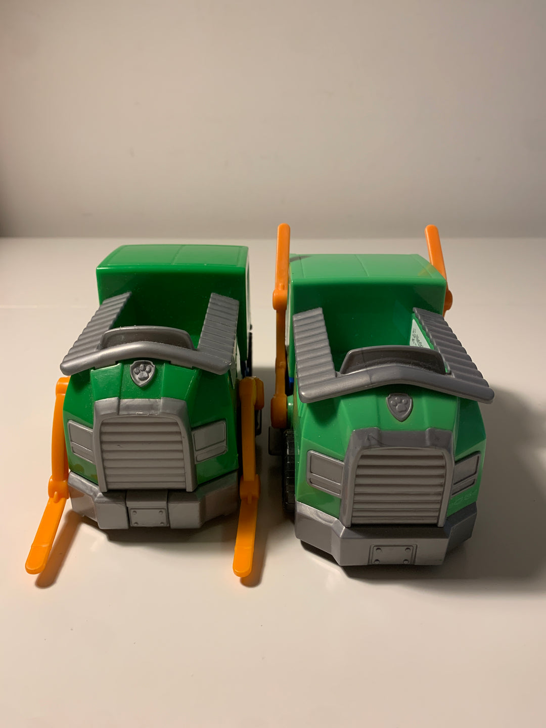 PAW Patrol Rocky – 2 grønne Recycling Trucks