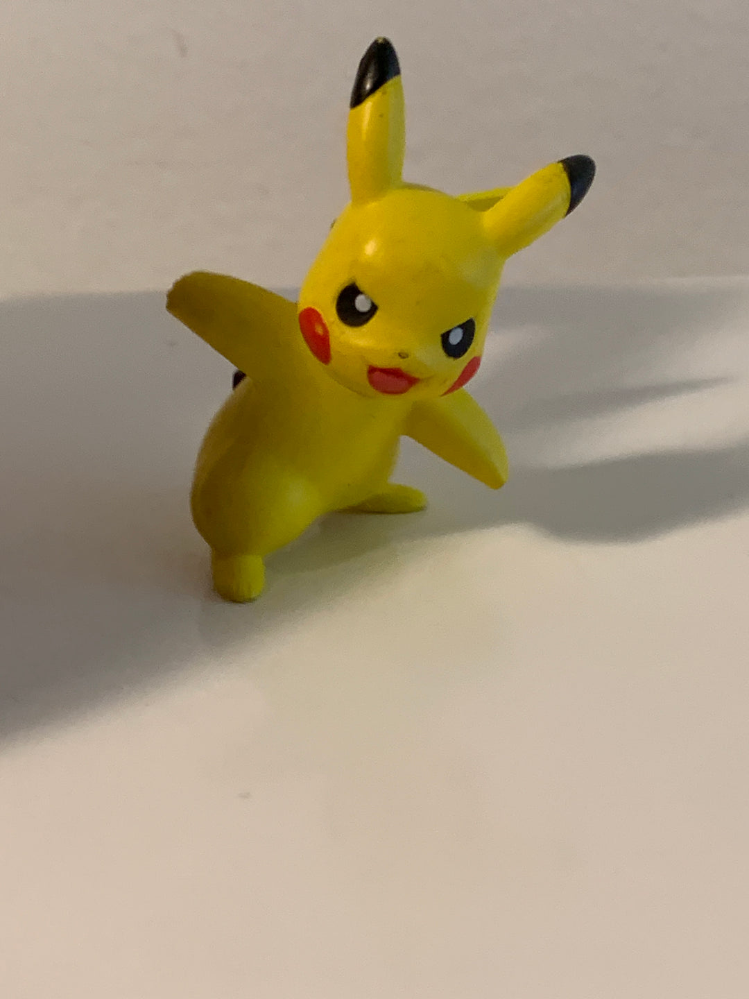 Pokémon - Pikachu figur (Kampstilling)