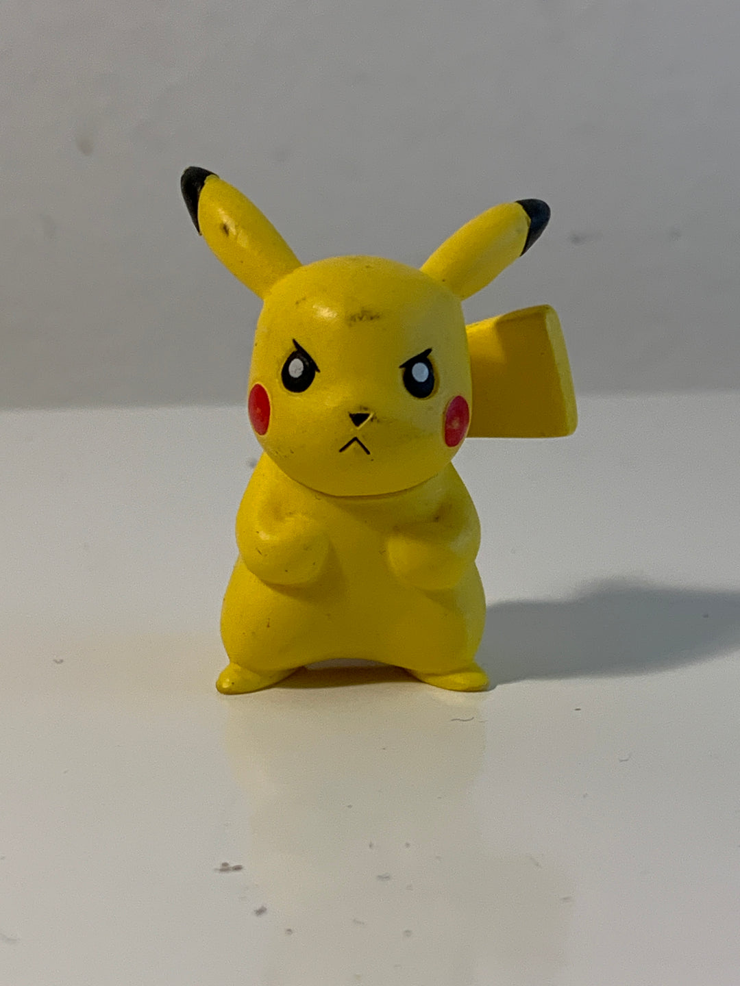 Pokémon - Pikachu figur (Sint uttrykk)