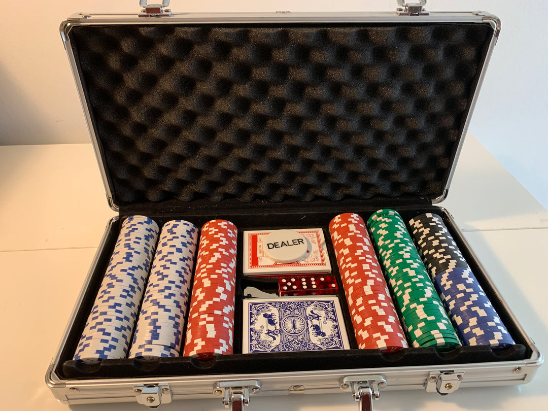 Poker- og spillkoffert i aluminium
