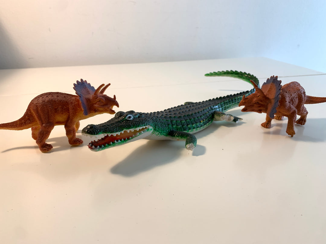 Dinosaurer og alligator (Figursett, 3 stk.)