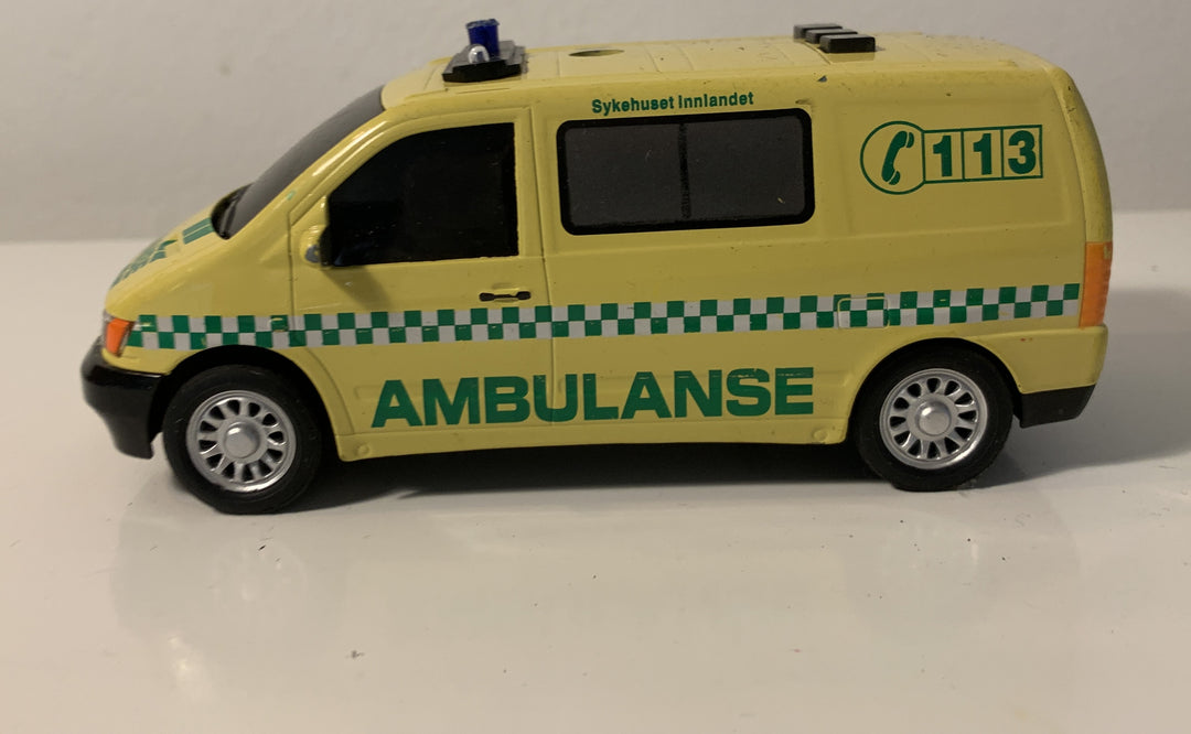 Lekebil – Ambulanse Sykehuset Innlandet
