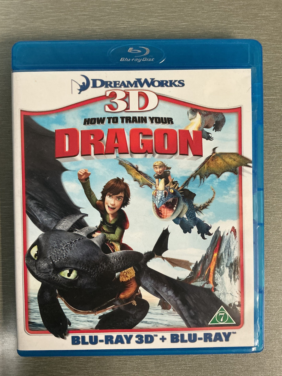 How to Train Your Dragon 3D (2010). Blu-ray.