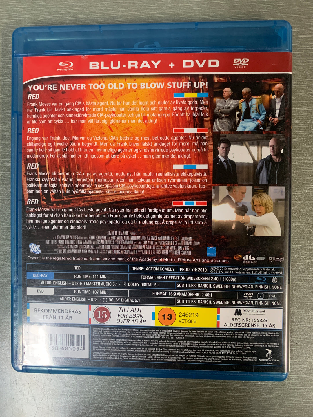 RED (2010). Blu-ray + DVD.