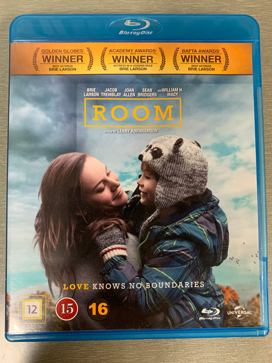 Room (2015). Blu-ray.