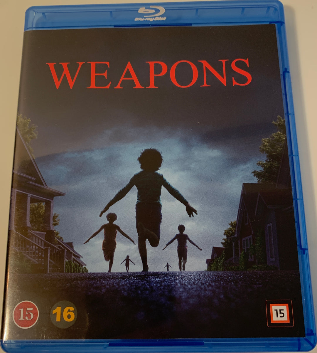 Weapons. Blu-ray.