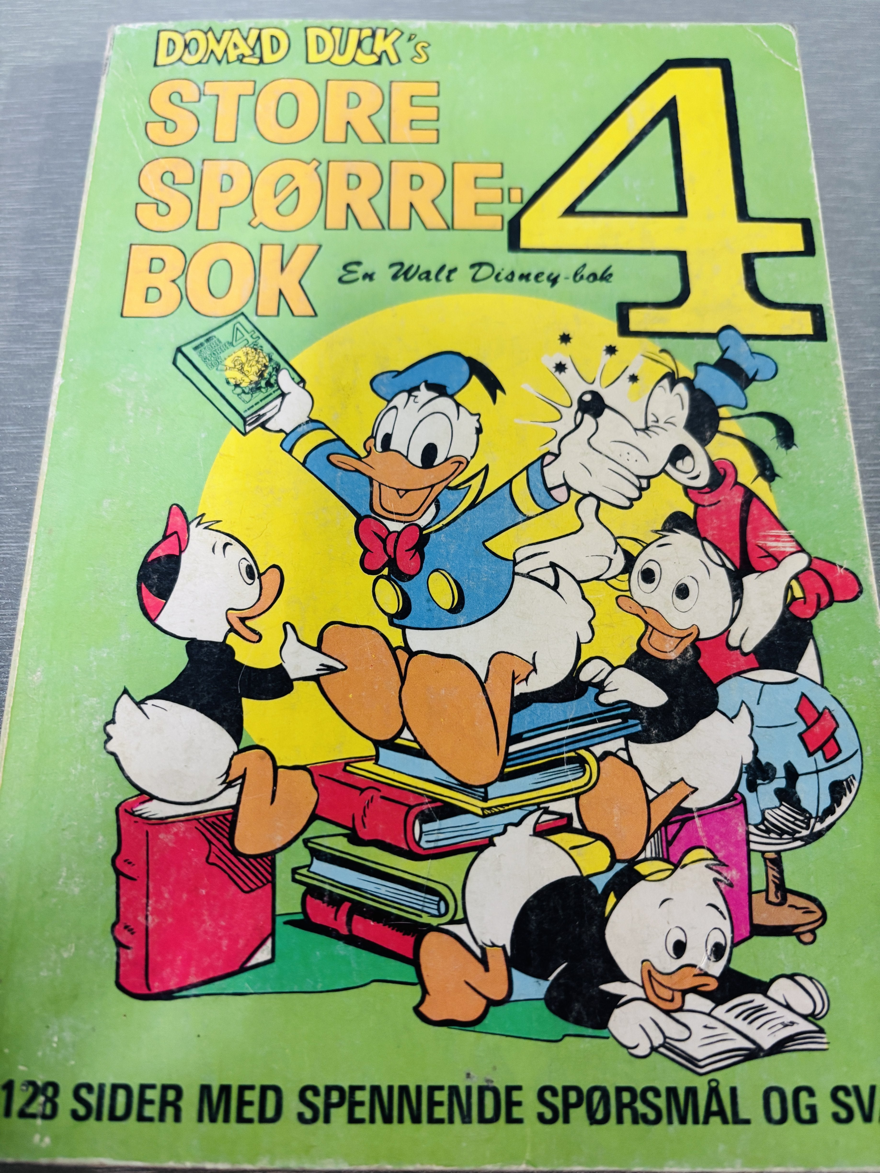 Disney. 1991. Donald Duck's Store Spørrebok 4.