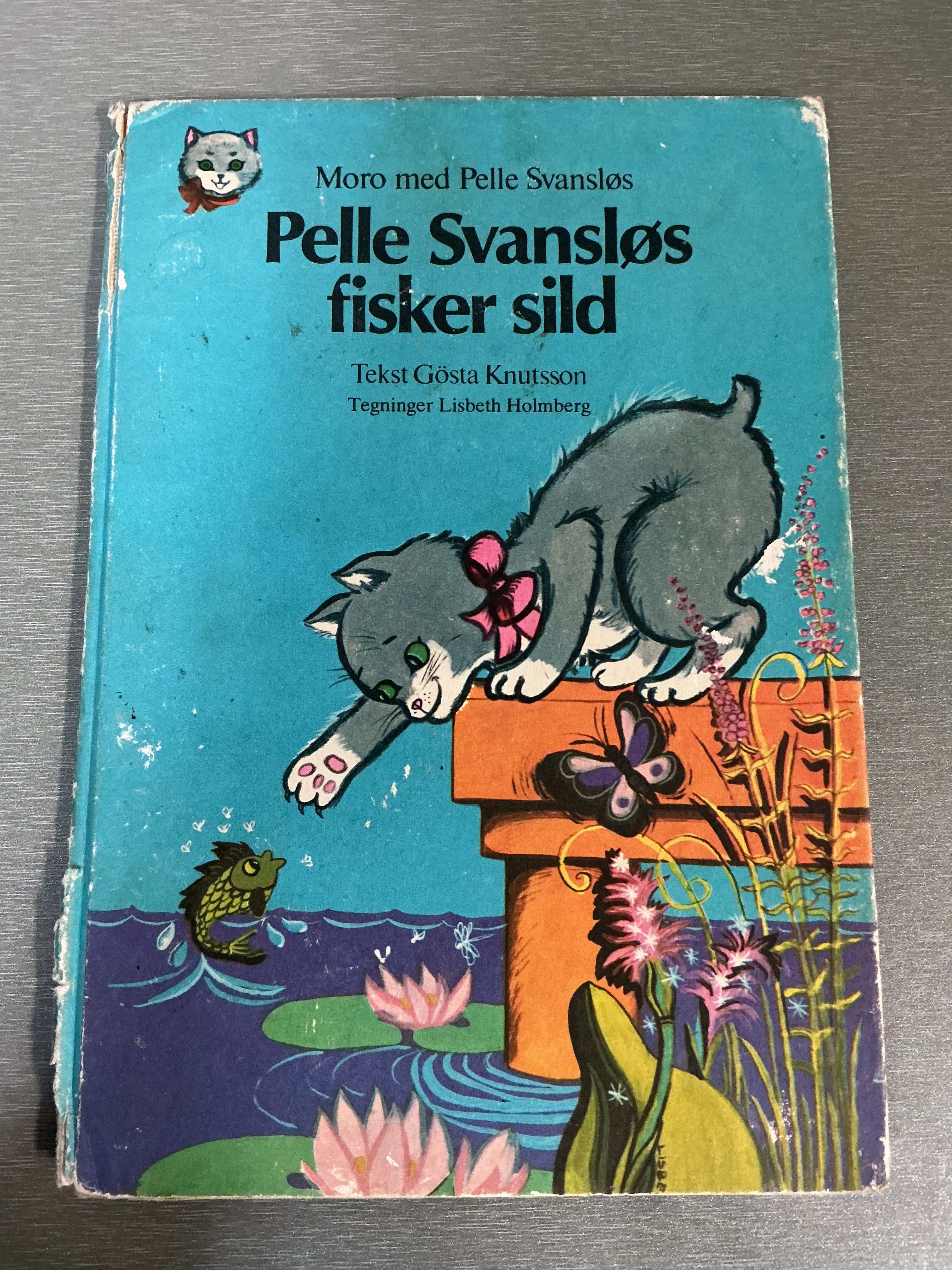 Gösta Knutsson - Pelle Svansløs fisker sild. Bok.