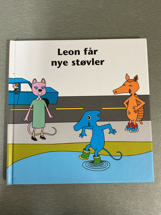 Trygg Trafikk - Leon får nye støvler. Bok.