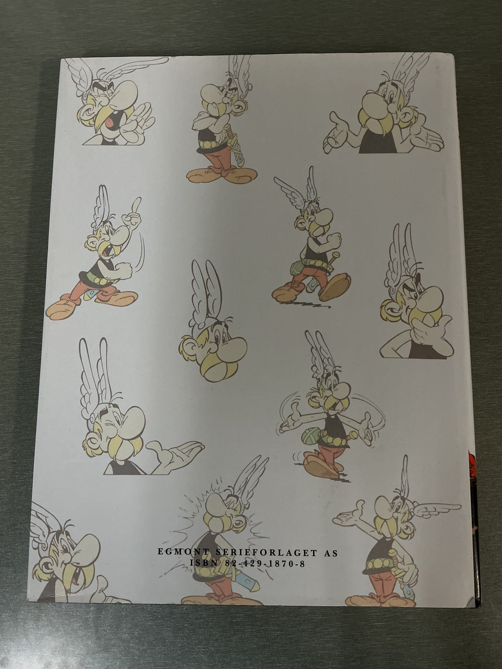 R. Goscinny og A. Uderzo. Asterix Samlede verk I. Bok.