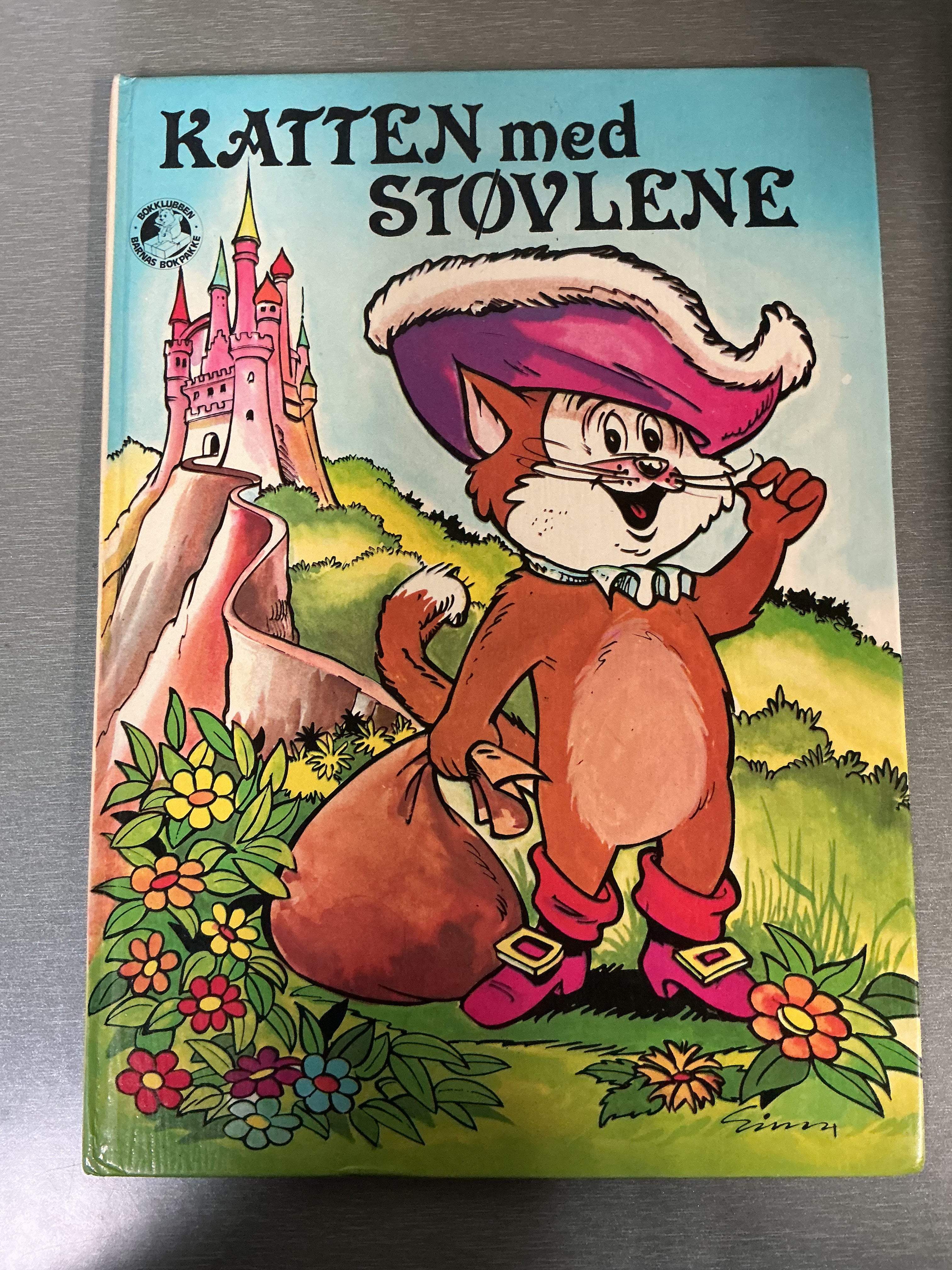 Katten med støvlene. Bok.