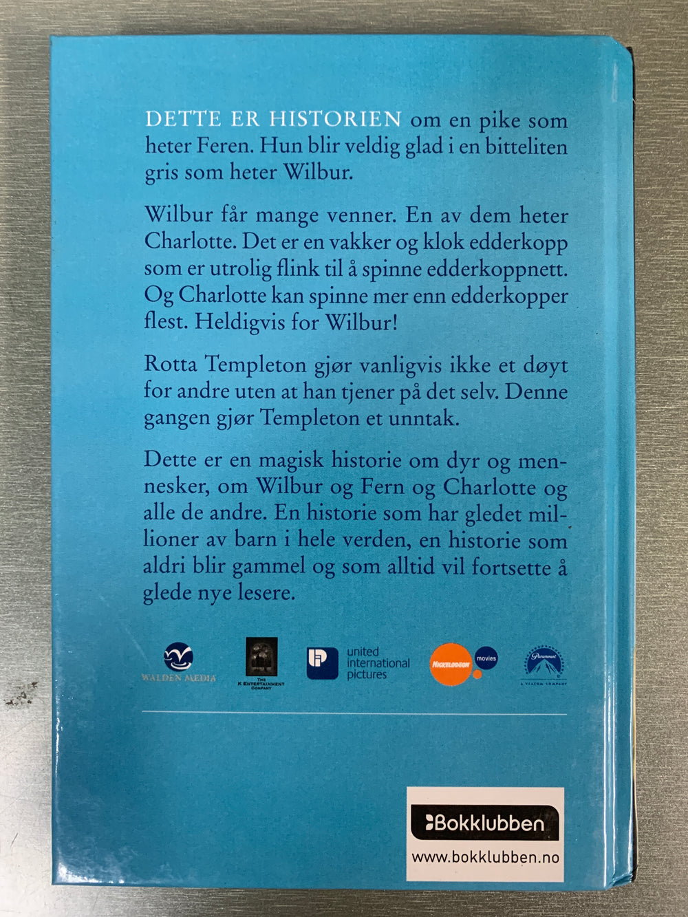 E.B. White. Charlottes Tryllevev. Bok.
