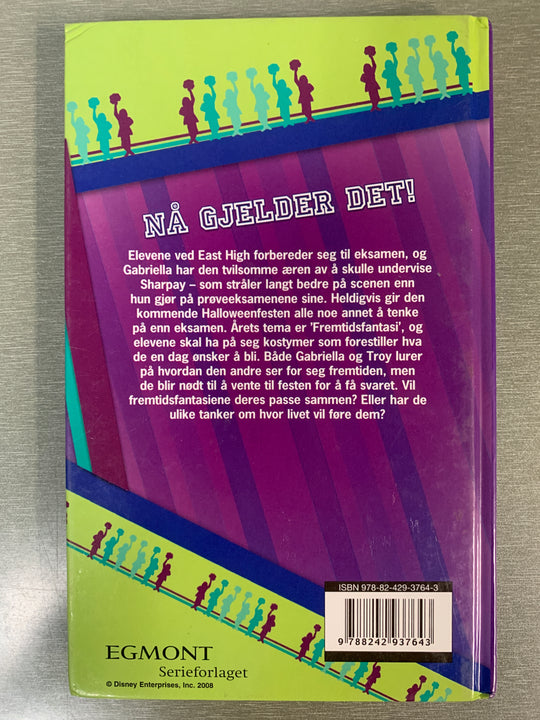 Disney. High School Musical – Historier fra East High #4: I ellevte time. Bok.