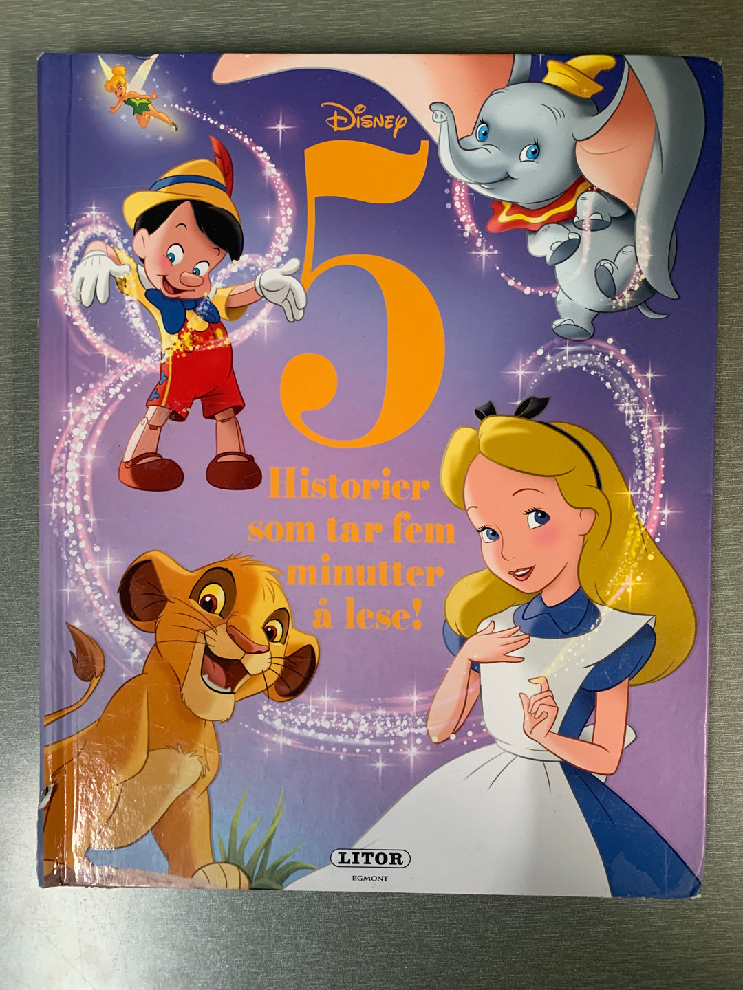 Disney. 5 historier som tar fem minutter å lese! Bok.