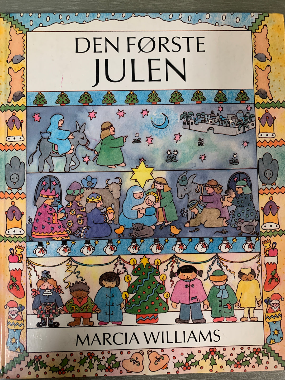 Marcia Williams: Den første julen. Bok.
