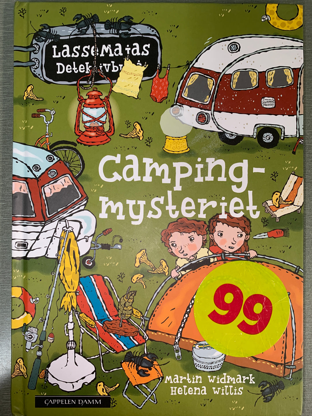 Martin Widmark. 2011. Campingmysteriet. Bok.