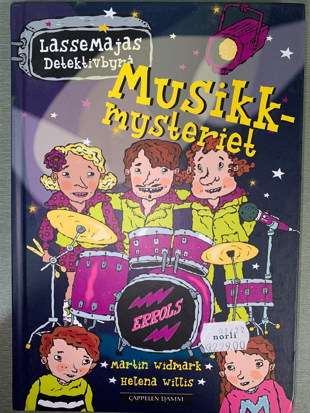 Martin Widmark. 2022. Musikkmysteriet. Bok.