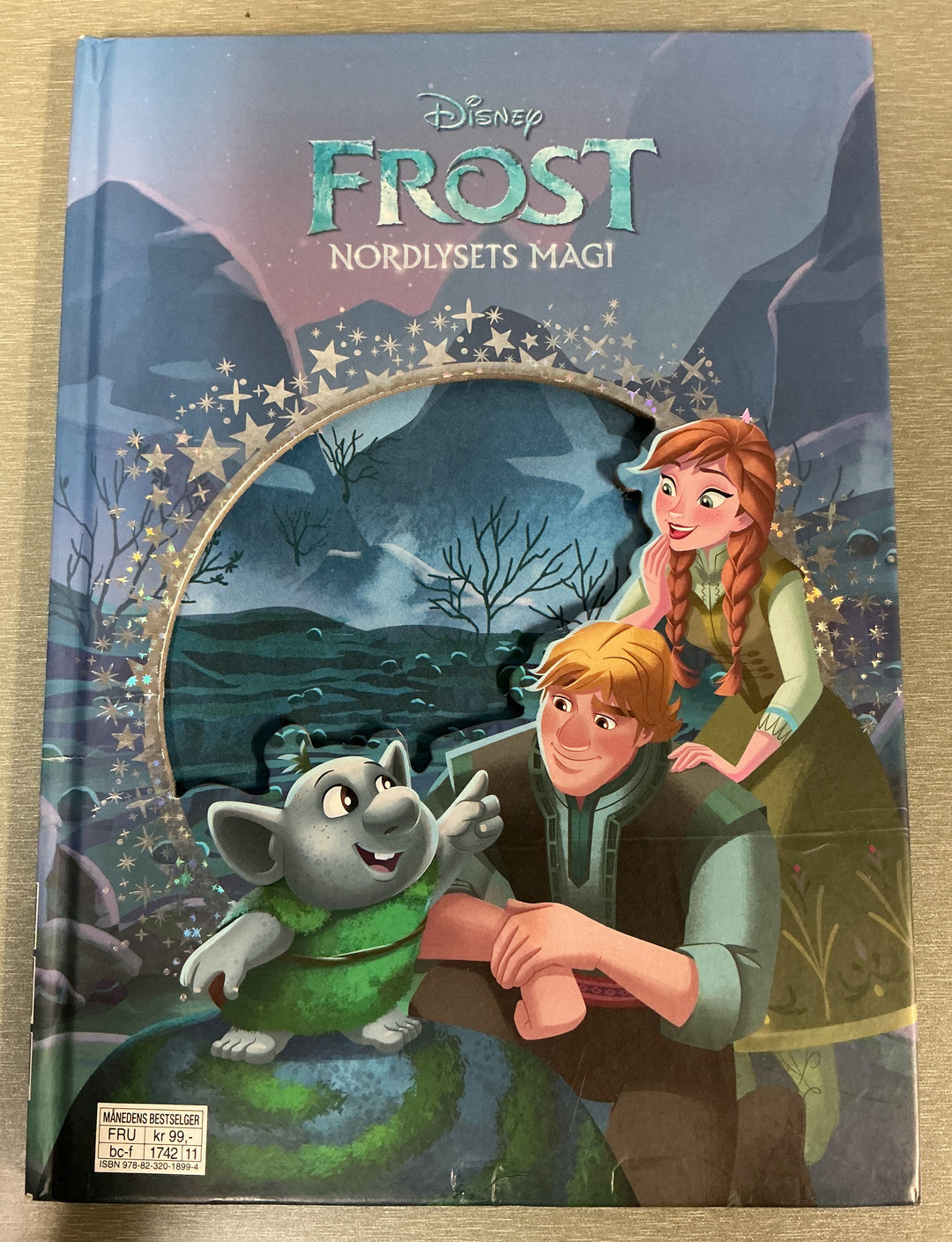Walt Disney. 2016. Frost – Nordlysets magi. Bok.