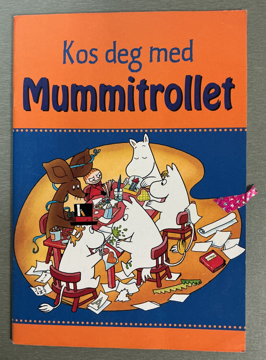 Kos deg med Mummitrollet. Bok.