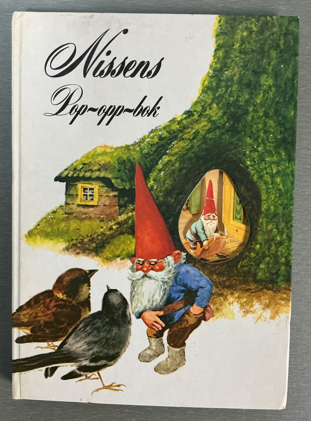Nissens pop-opp-bok. Bok.
