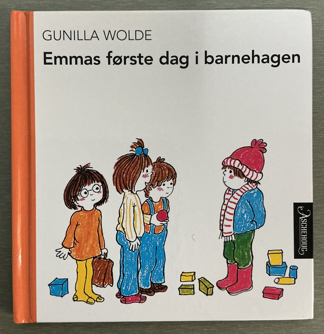 Gunilla Wolde. 2002. Emmas første dag i barnehagen. Bok.