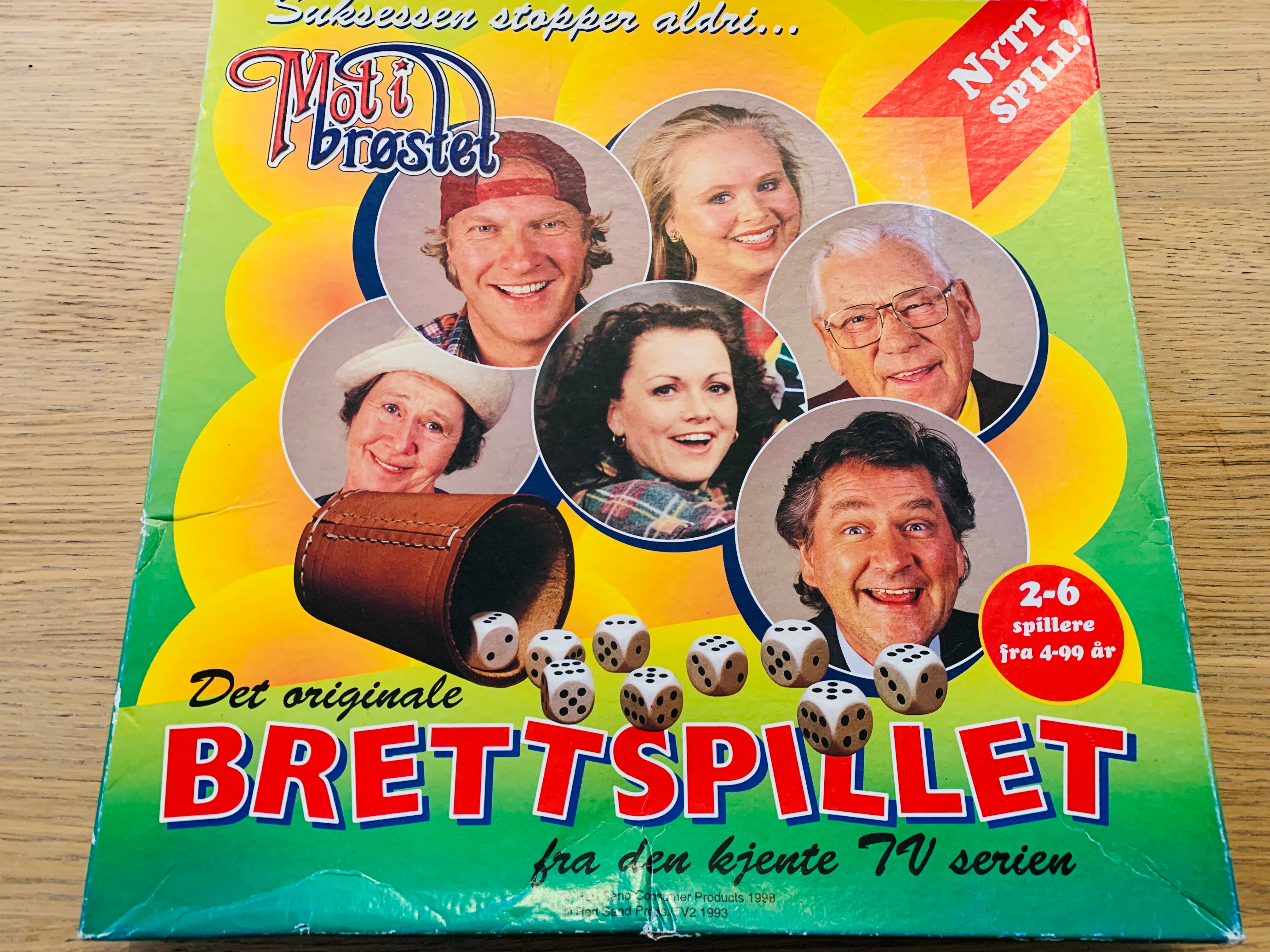 Mot i Brøstet – Det originale brettspillet