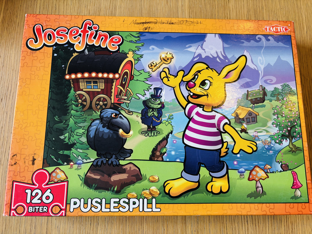 Josefine – Puslespill (126 biter). Mangler to biter.