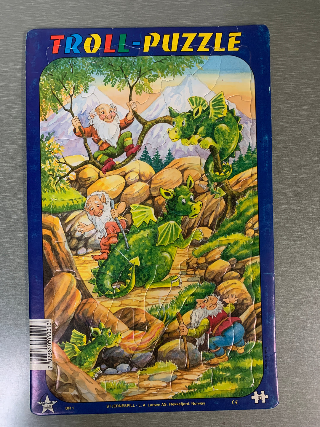 Troll-Puzzle. Puslespill 31 deler.