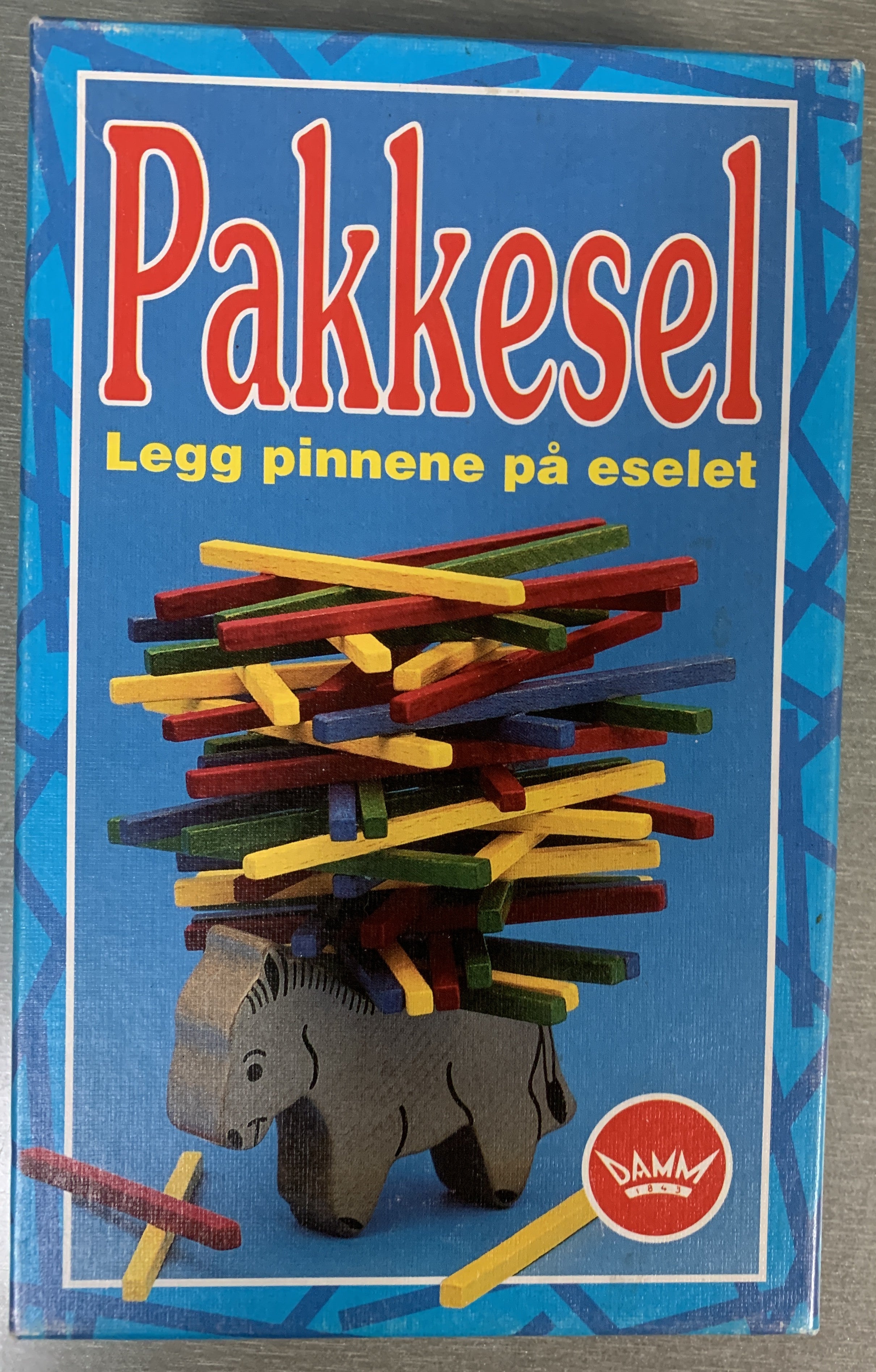 Pakkesel – Legg pinnene på eselet. Brettspill.