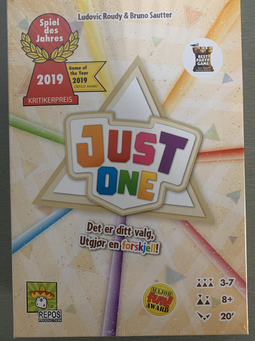 Just One. Brettspill. Ny i plast!