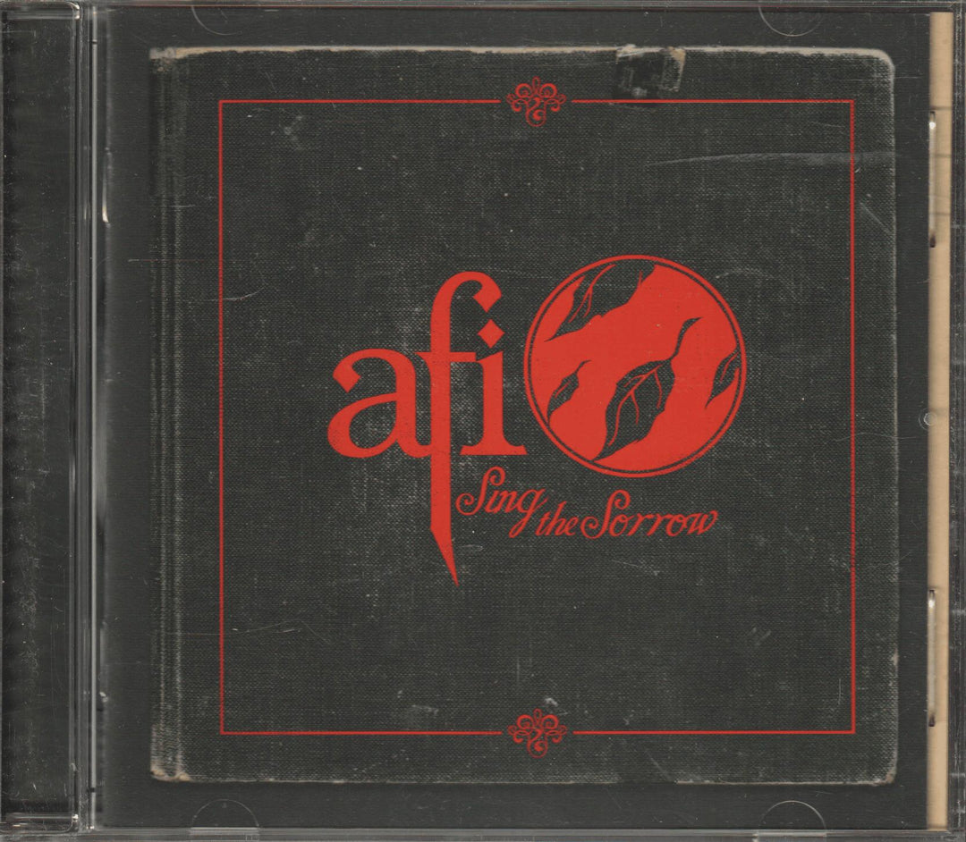AFI - Sing the Sorrow (2003). CD.