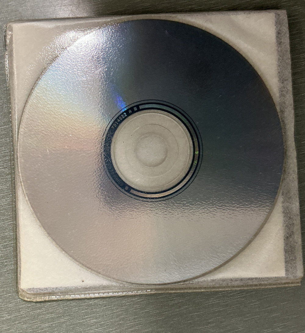 Pink Floyd – Delicate Sound Of Thunder. 1988. CD.